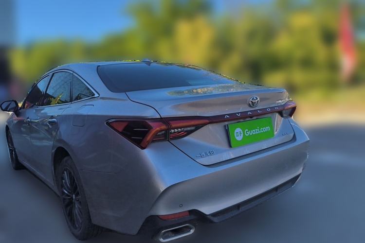 Used Toyota Avalon 2023 2.0L XLE Deluxe Edition Rear Left 45 Deg