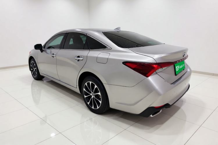 Used Toyota Avalon 2023 2.0L Luxury Edition Rear Left 45 Deg