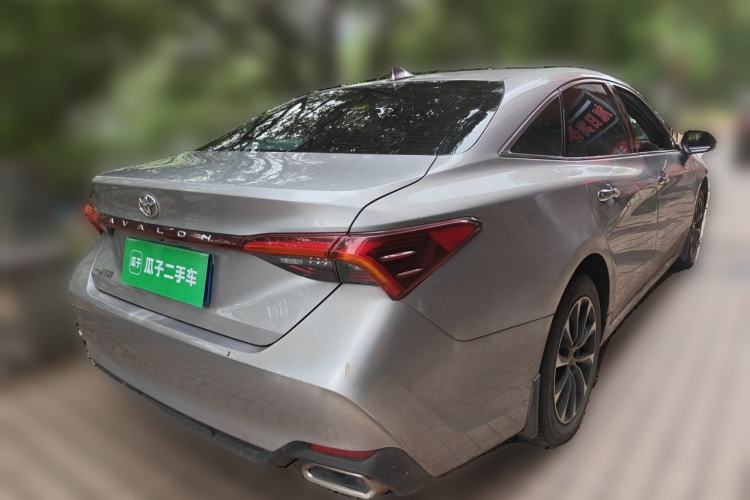 Used Toyota Avalon 2023 2.0L Premium Edition Rear Right 45 Deg