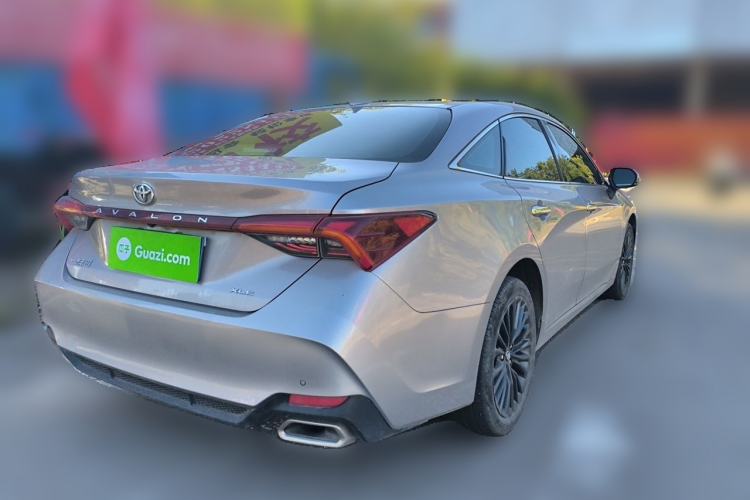 Used Toyota Avalon 2023 2.0L XLE Deluxe Edition Rear Right 45 Deg