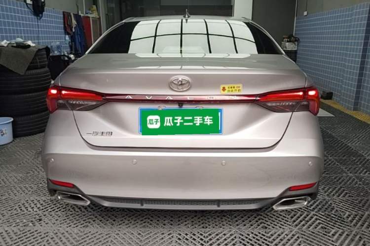 Used Toyota Avalon 2023 2.0L Premium Edition Rear