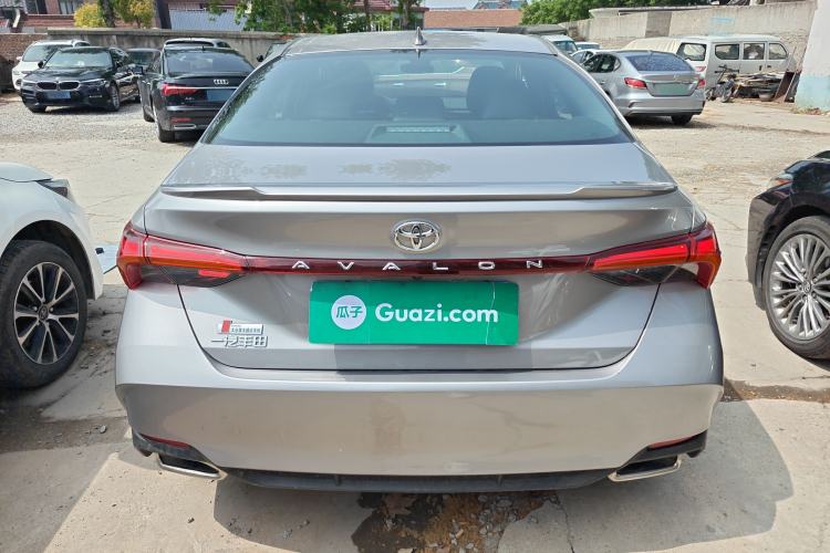 Used Toyota Avalon 2023 2.5L Luxury Edition Rear
