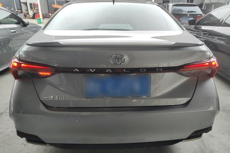 Used Toyota Avalon 2023 2.5L Luxury Edition Rear