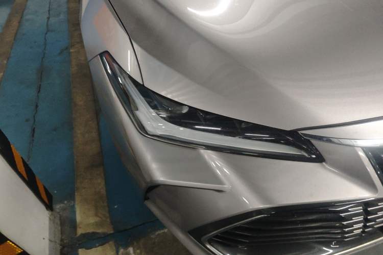 Used Toyota Avalon 2023 2.0L Luxury Edition Right Front Headlight