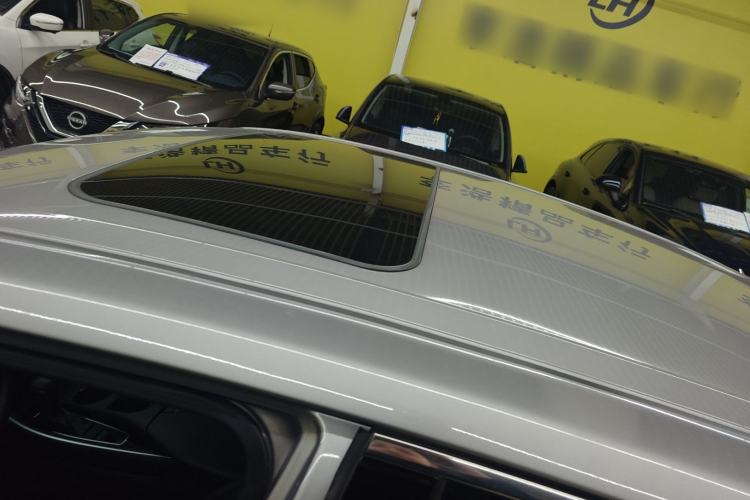 Used Toyota Avalon 2023 2.0L Premium Edition Roof