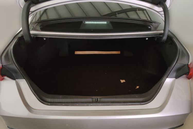 Used Toyota Avalon 2023 2.0L Luxury Edition Trunk