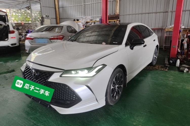 Used Toyota Avalon 2023 2.0L Premium Edition Guazi used car, China used car export, Used car for sale, Used  cars, Cheapest cars for sale