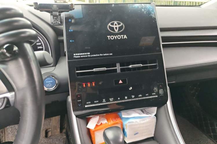 Used Toyota Avalon 2023 Dual-Engine 2.5L Luxury Edition Audio And AC Panel