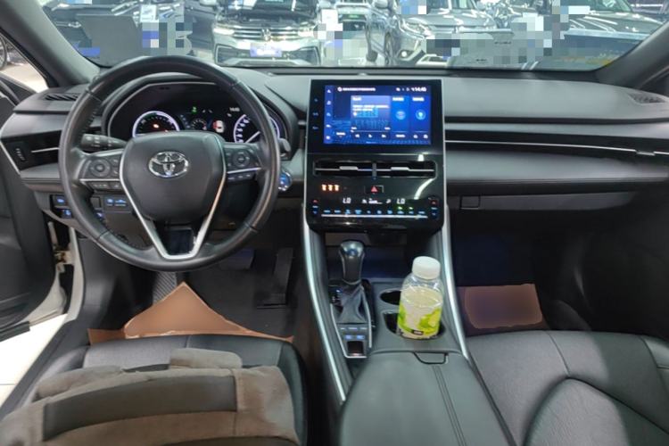 Used Toyota Avalon 2023 Dual-Engine 2.5L Luxury Edition Center Console