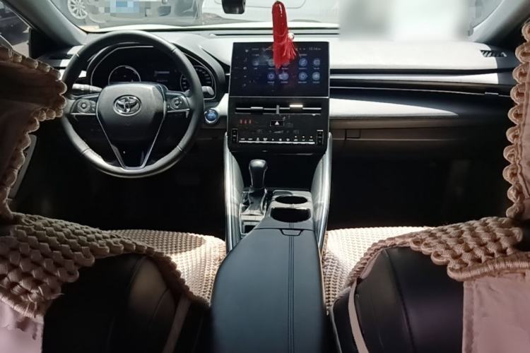 Used Toyota Avalon 2023 Dual-Engine 2.5L Luxury Edition Center Console