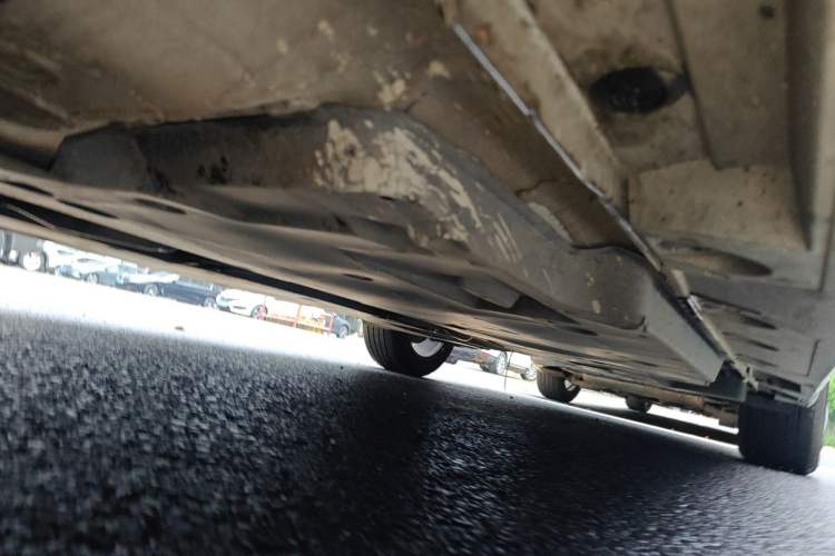 Used Toyota Avalon 2023 2.5L Luxury Edition Chassis Front Left
