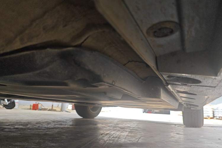 Used Toyota Avalon 2023 2.5L Luxury Edition Chassis Front Left