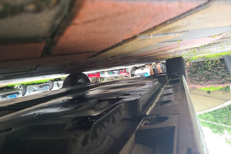 Used Toyota Avalon 2023 Dual-Engine 2.5L Luxury Edition Chassis Front Right