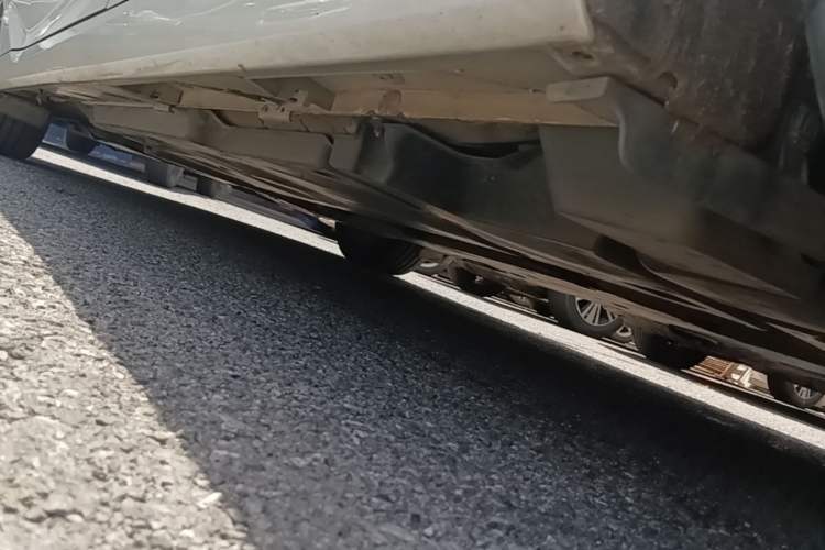 Used Toyota Avalon 2023 Dual-Engine 2.5L Luxury Edition Chassis Rear Left