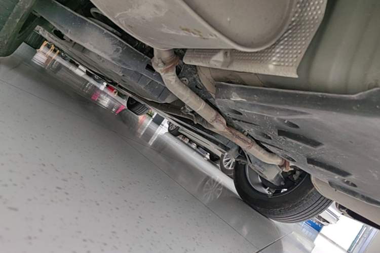 Used Toyota Avalon 2023 2.5L Luxury Edition Chassis Rear Left