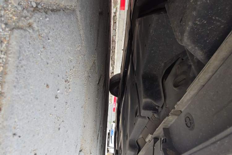 Used Toyota Avalon 2023 Dual-Engine 2.5L Luxury Edition Chassis Rear Right