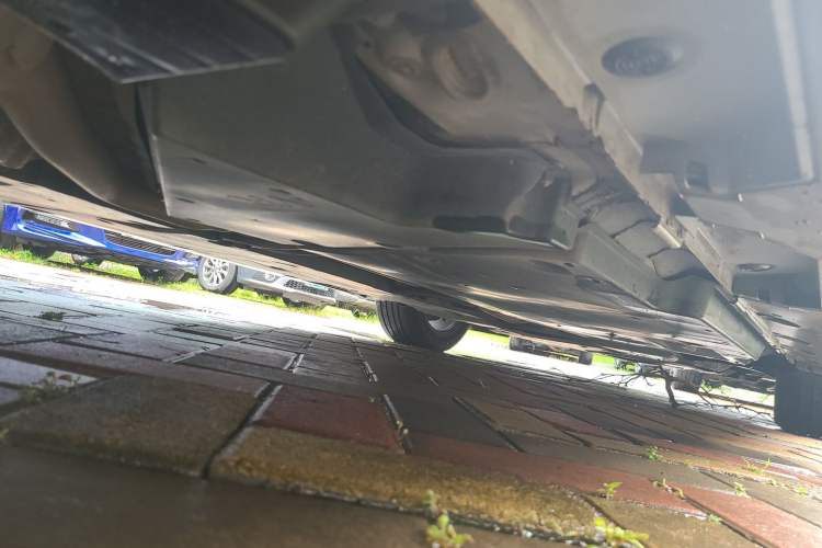 Used Toyota Avalon 2023 Dual-Engine 2.5L Luxury Edition Chassis Rear Right