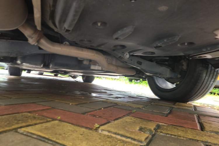Used Toyota Avalon 2023 Dual-Engine 2.5L Luxury Edition Chassis Rear