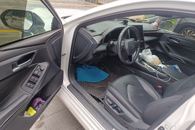 Used Toyota Avalon 2023 2.5L Luxury Edition Driver Seat