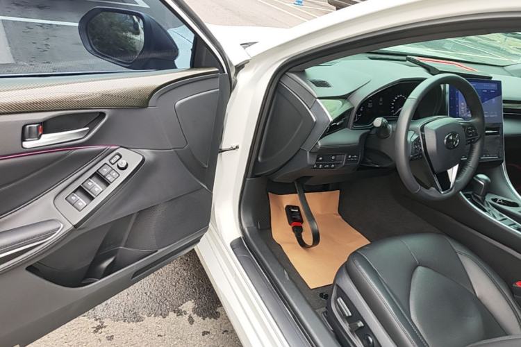 Used Toyota Avalon 2023 2.0L Luxury Edition Driver Seat