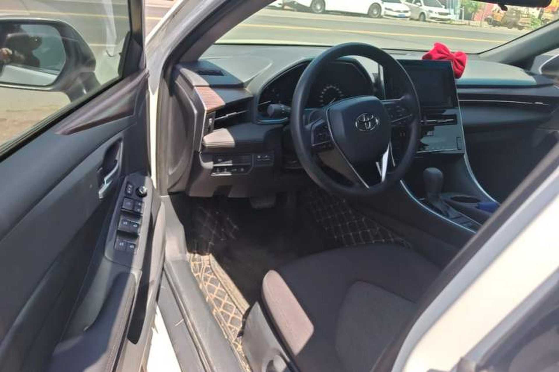 Used Toyota Avalon 2023 2.0L Progressive Edition Driver Seat