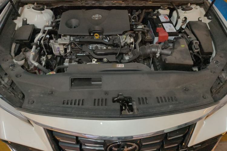 Used Toyota Avalon 2023 2.0L Luxury Edition Engine Bay