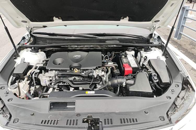 Used Toyota Avalon 2023 2.0L Luxury Edition Engine Bay
