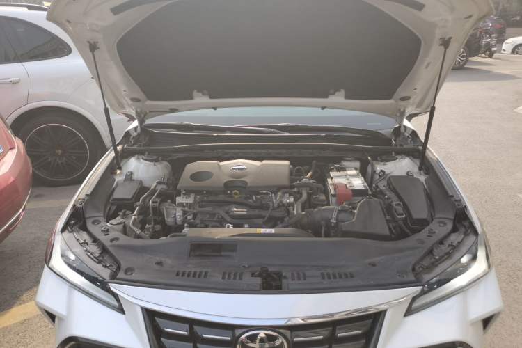 Used Toyota Avalon 2023 2.0L Luxury Edition Engine Bay