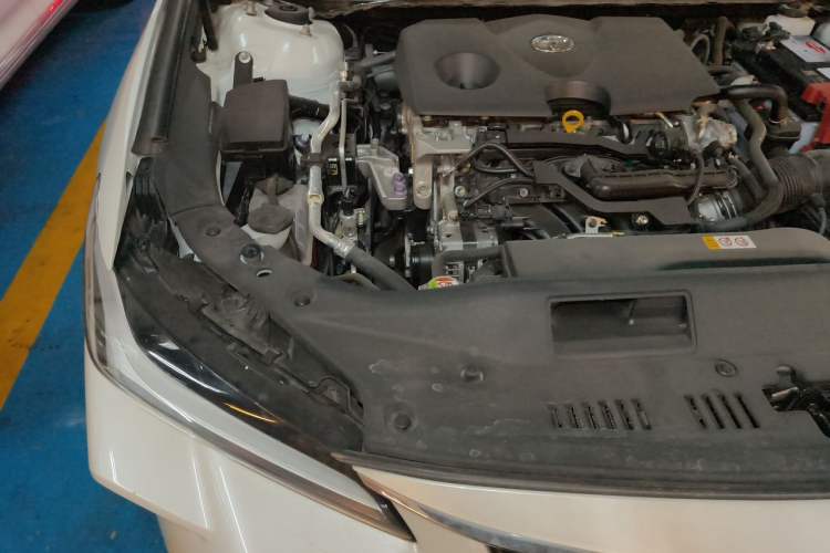 Used Toyota Avalon 2023 2.0L Luxury Edition Engine Bay Right