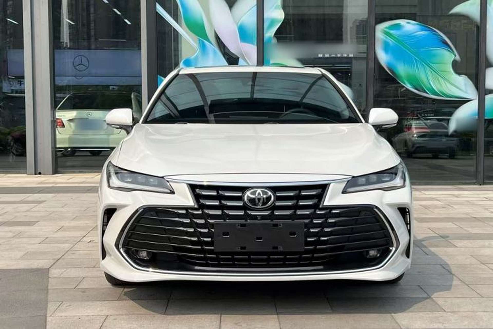 Used Toyota Avalon 2023 2.0L XLE Deluxe Edition Exterior 1