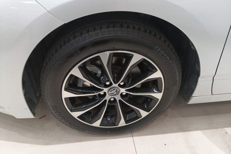 Used Toyota Avalon 2023 2.5L Luxury Edition Exterior 4