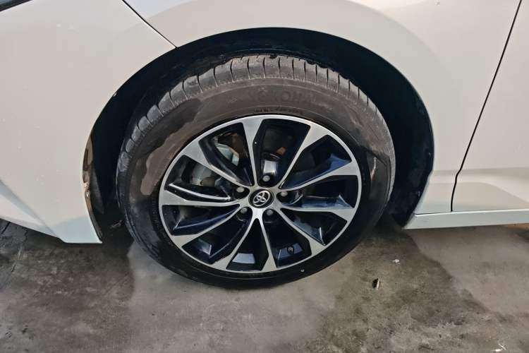 Used Toyota Avalon 2023 2.0L Premium Edition Exterior 4