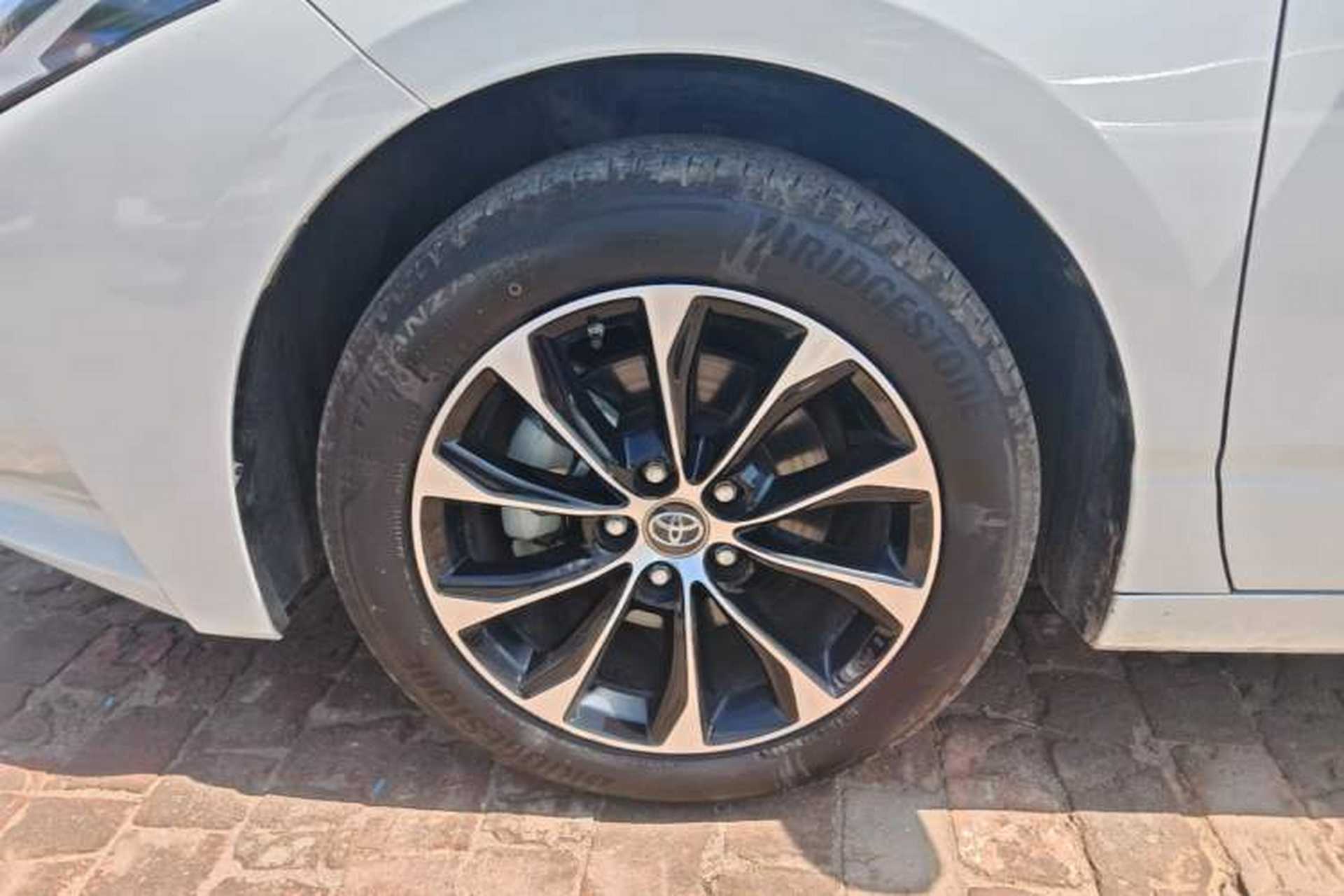 Used Toyota Avalon 2023 2.0L Progressive Edition Exterior 4