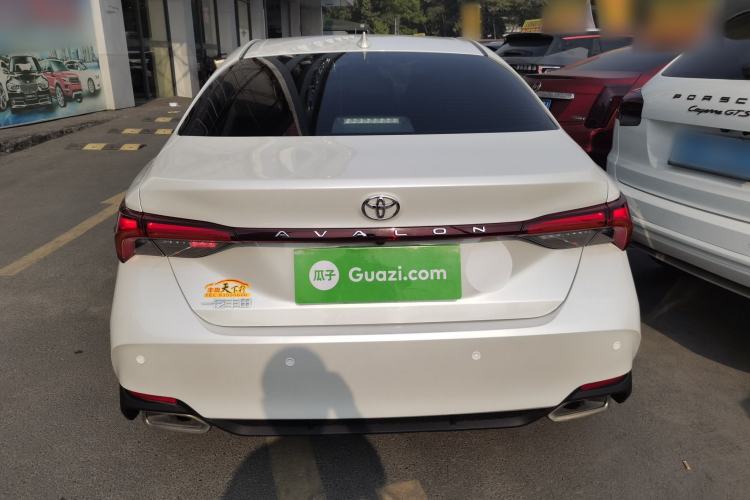 Used Toyota Avalon 2023 2.0L Luxury Edition Exterior 4