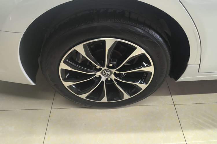 Used Toyota Avalon 2023 2.0L Luxury Edition Exterior 5