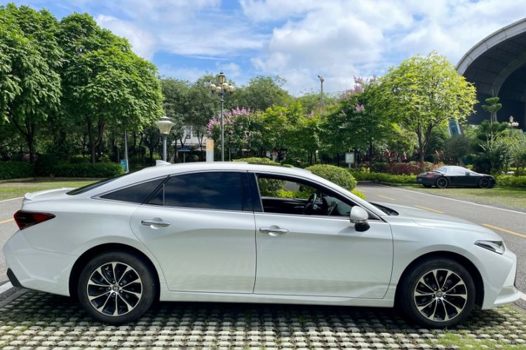 Used Toyota Avalon 2023 2.5L Luxury Edition Exterior 6