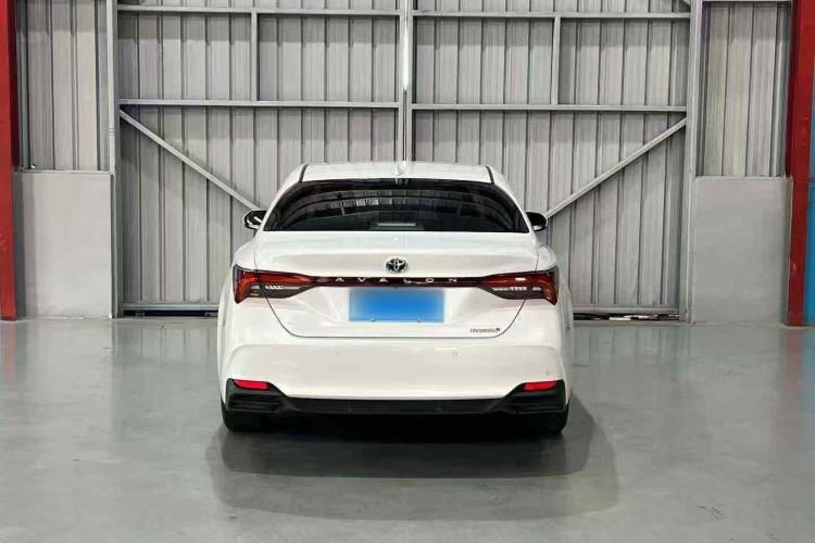 Used Toyota Avalon 2023 Dual-Engine 2.5L Luxury Edition Exterior 7