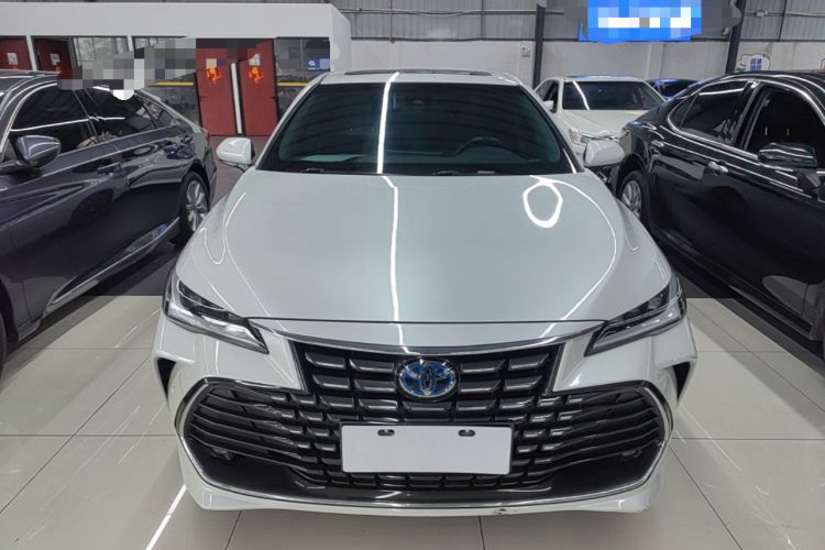 Used Toyota Avalon 2023 Dual-Engine 2.5L Luxury Edition Front