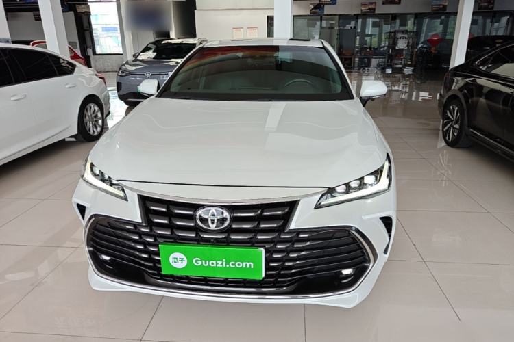 Used Toyota Avalon 2023 2.0L Premium Edition Front