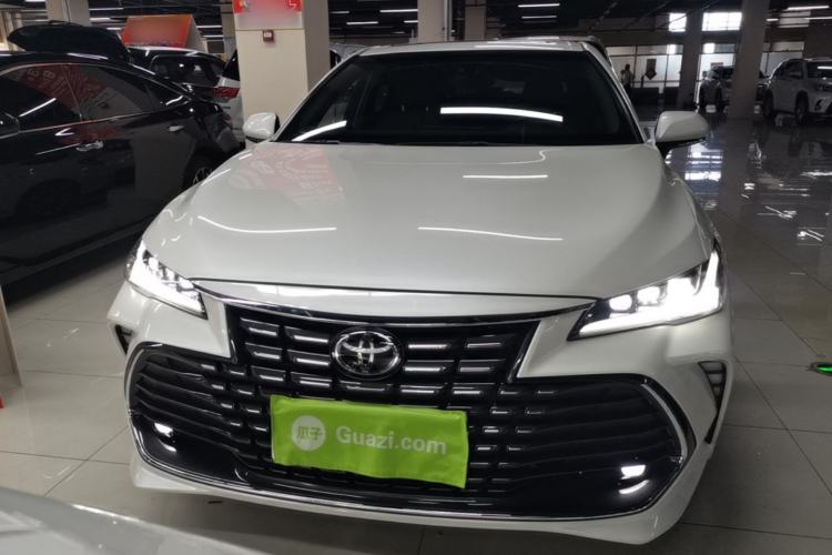 Used Toyota Avalon 2023 2.0L Premium Edition Front