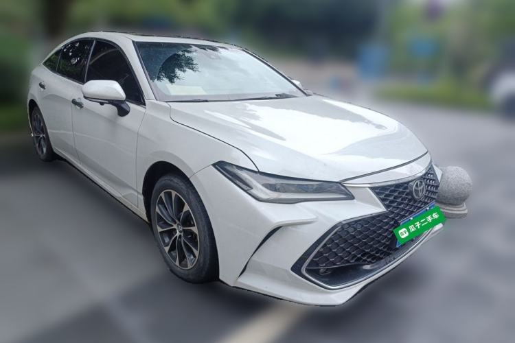 Used Toyota Avalon 2023 2.5L Luxury Edition Front Right 45 Deg