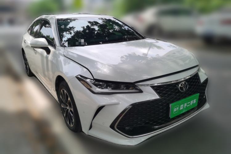 Used Toyota Avalon 2023 2.5L Luxury Edition Front Right 45 Deg