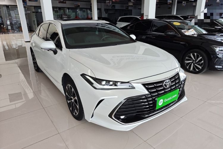 Used Toyota Avalon 2023 2.0L Premium Edition Front Right 45 Deg