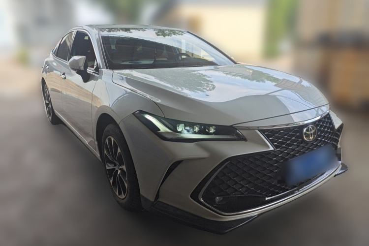 Used Toyota Avalon 2023 2.5L Luxury Edition Front Right 45 Deg