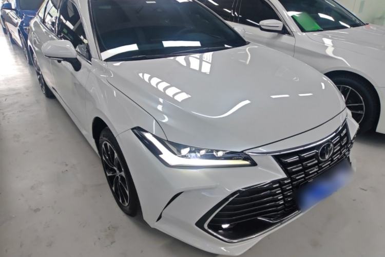 Used Toyota Avalon 2023 2.0L Progressive Edition Front Right 45 Deg