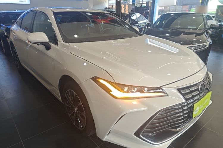 Used Toyota Avalon 2023 2.0L Premium Edition Front Right 45 Deg