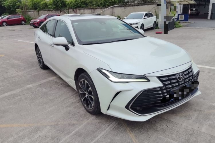 Used Toyota Avalon 2023 2.0L Luxury Edition Front Right 45 Deg