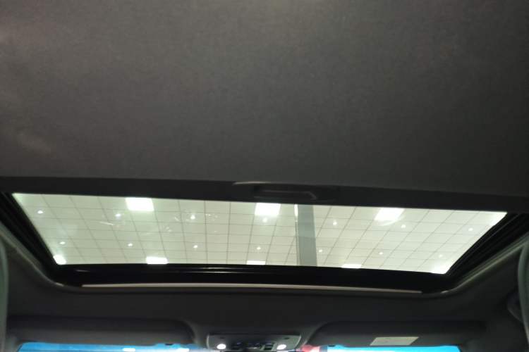 Used Toyota Avalon 2023 2.5L Luxury Edition Headliner