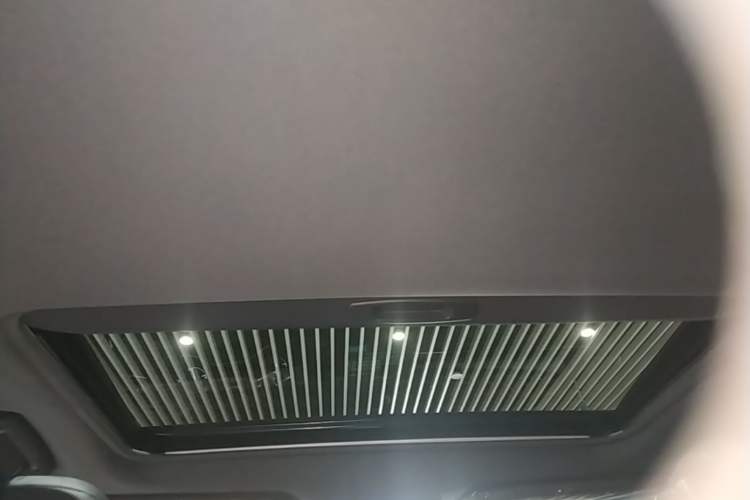 Used Toyota Avalon 2023 2.0L Luxury Edition Headliner