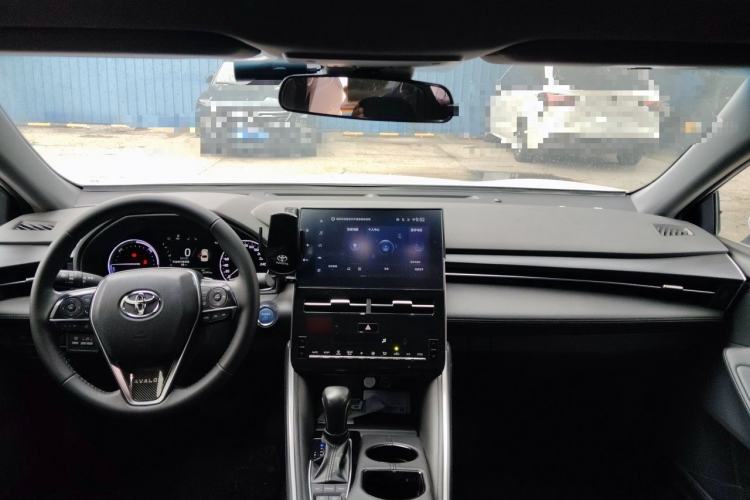 Used Toyota Avalon 2023 Dual-Motor 2.5L Progressive Edition Headliner